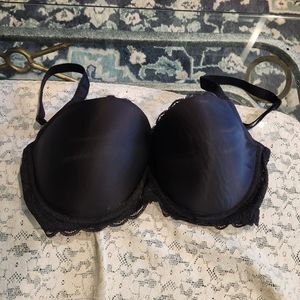 Victoria's Secret Black Underwire Bra Size 34DDD